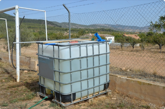 water storage tank