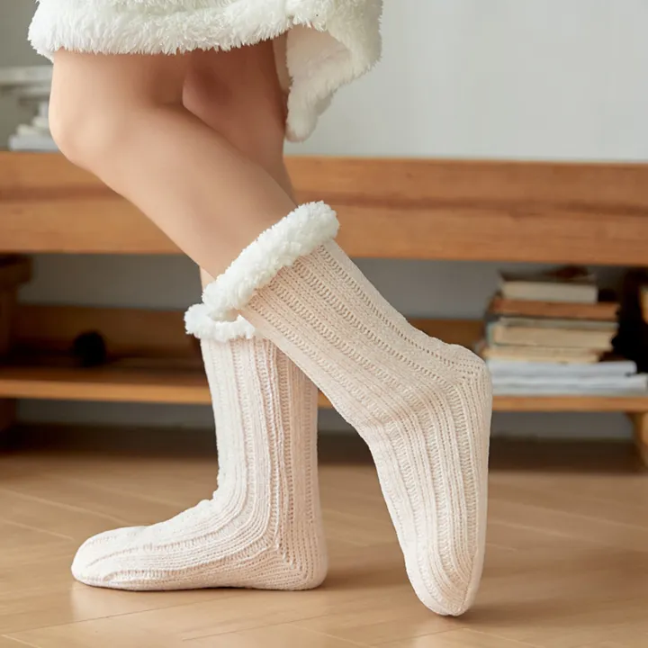 slipper socks white