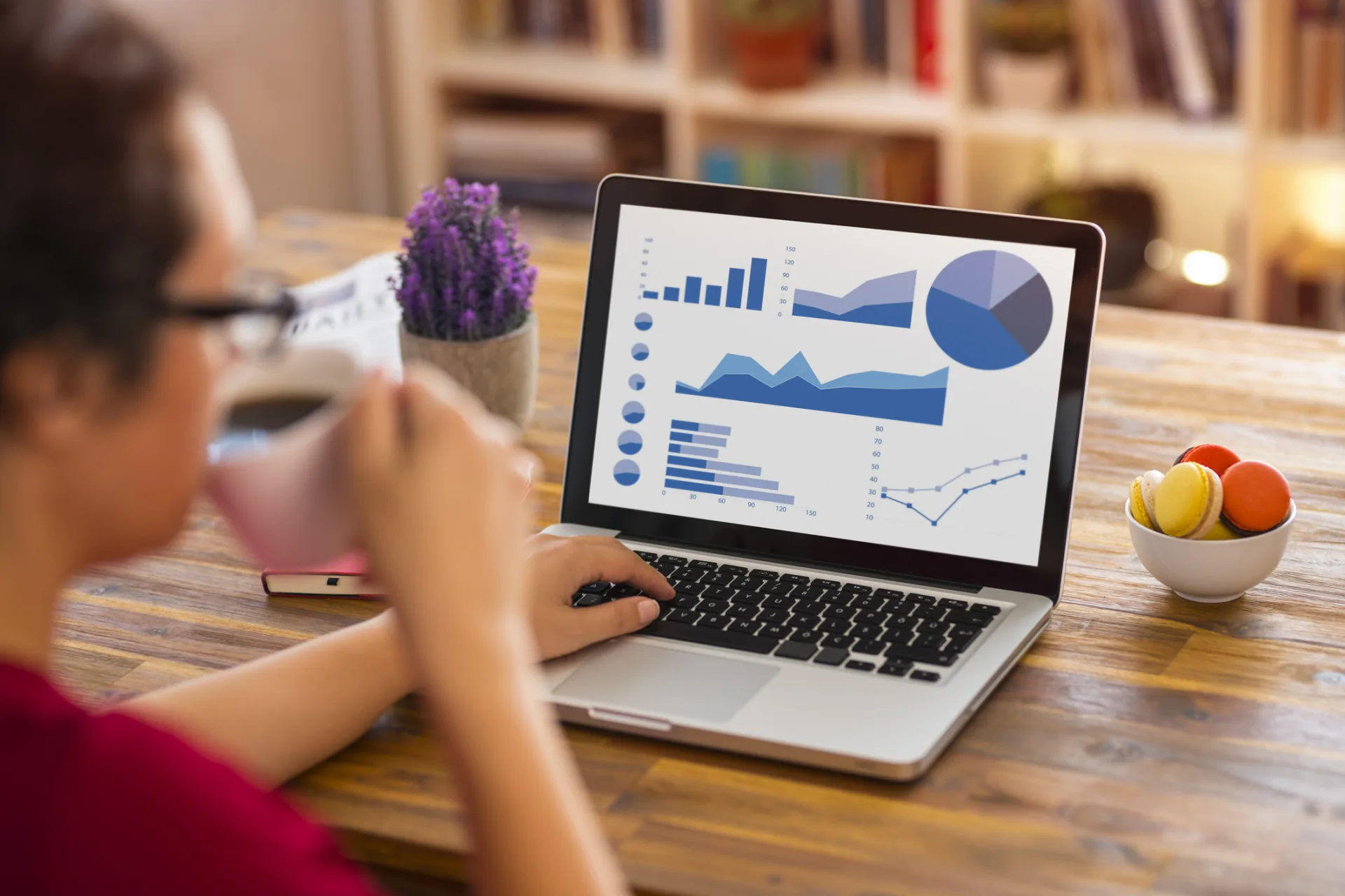 Remote Data Analytics worker