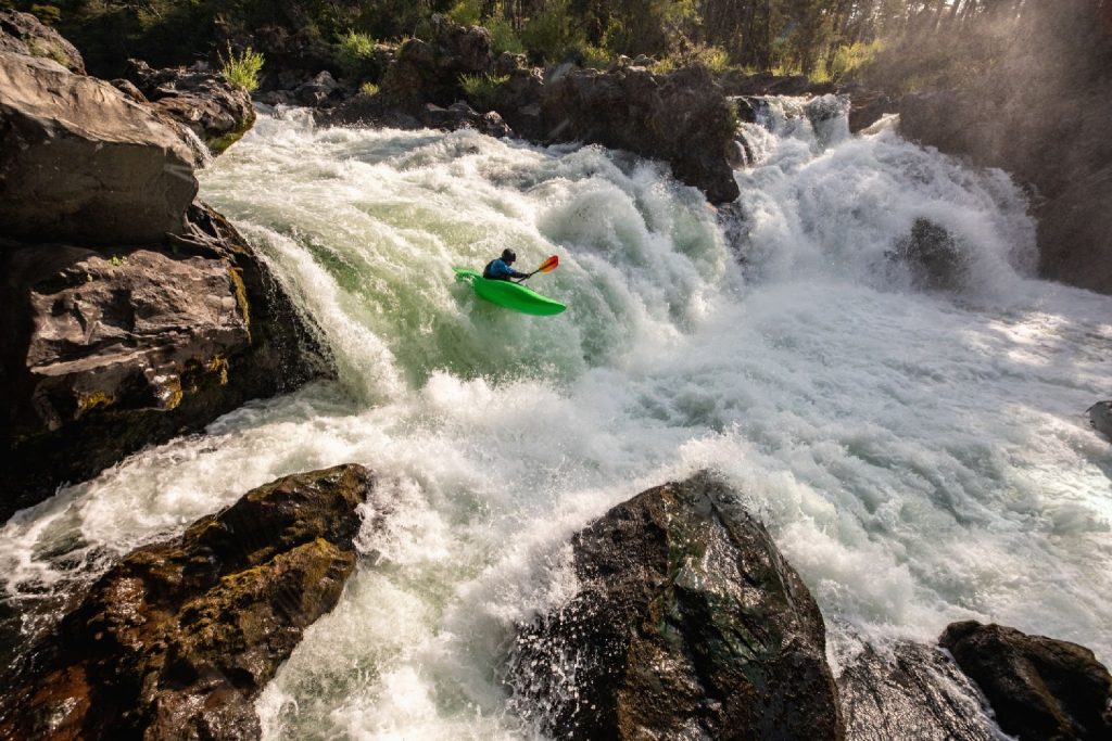 Whitewater kayak