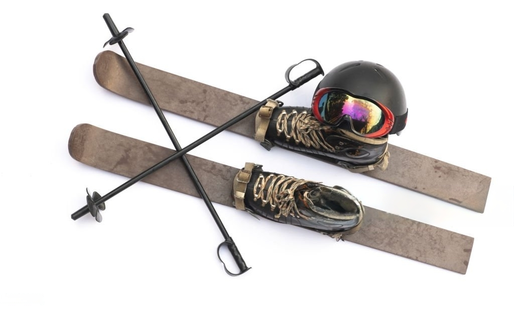 make short quick turns with shorter skis