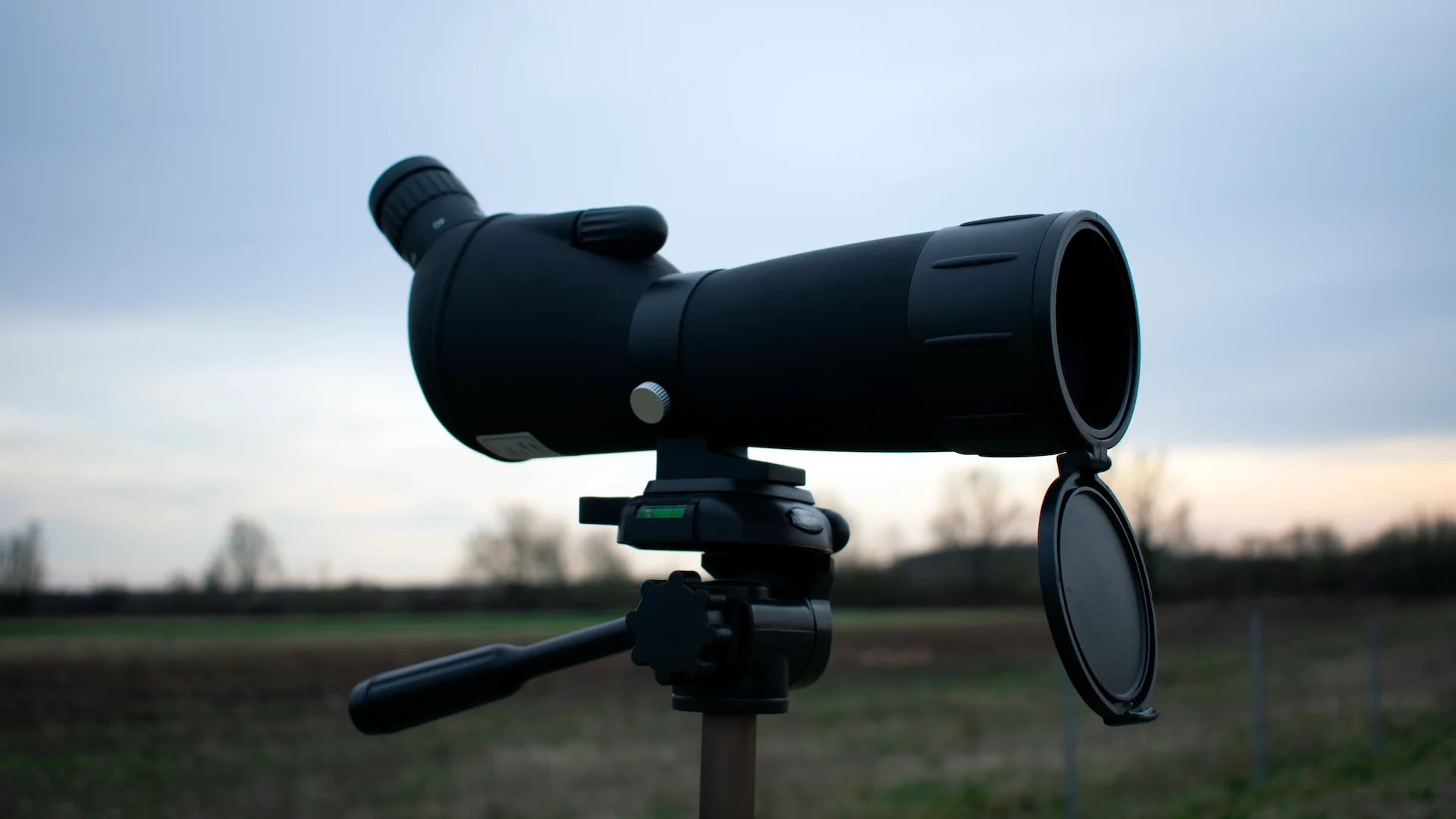 high magnification spotting scope