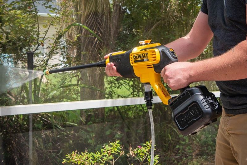 DeWALT Battery Operated Pressure Washer Cleaning Power