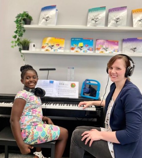 in person teacher for learning piano