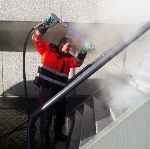 industrial hot water pressure washers