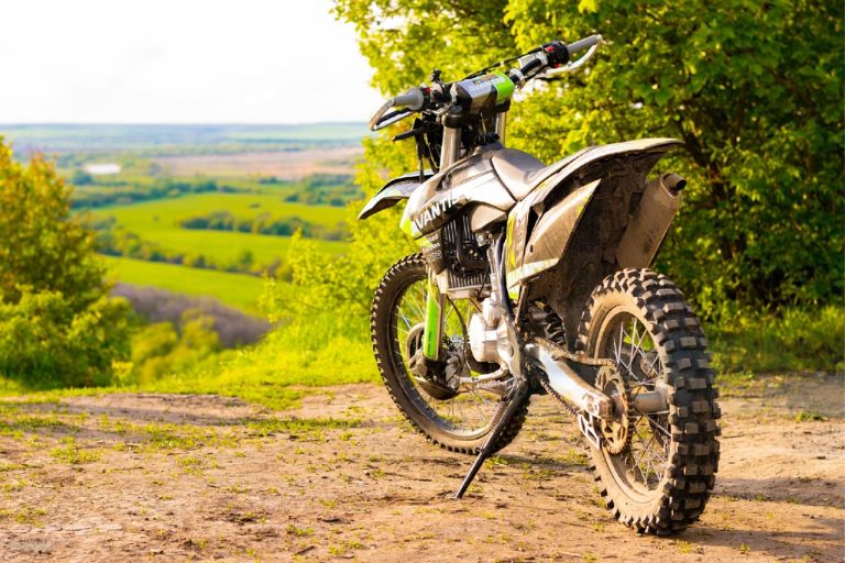 mountain bike side view